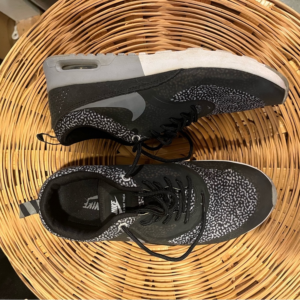 Women’s Nike Air Max Thea